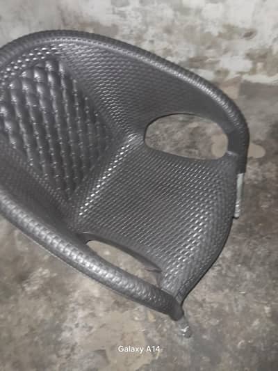 8 Chairs 2 tables 1000for sale in Mohlanwal Lahore