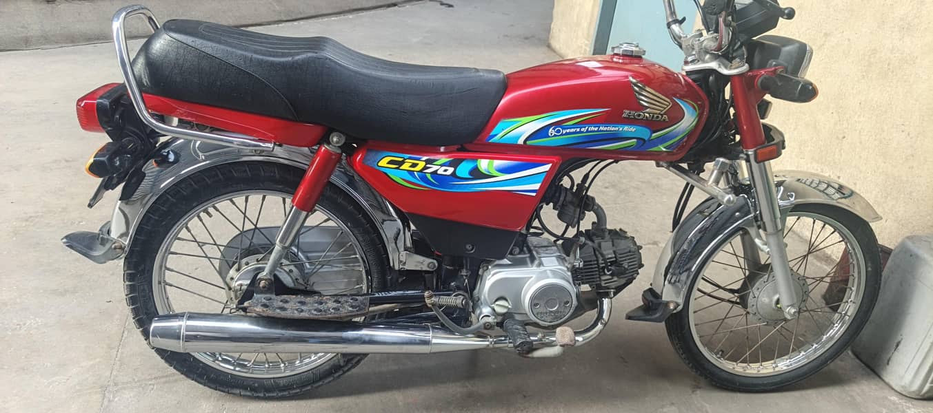Honda CD-70 6