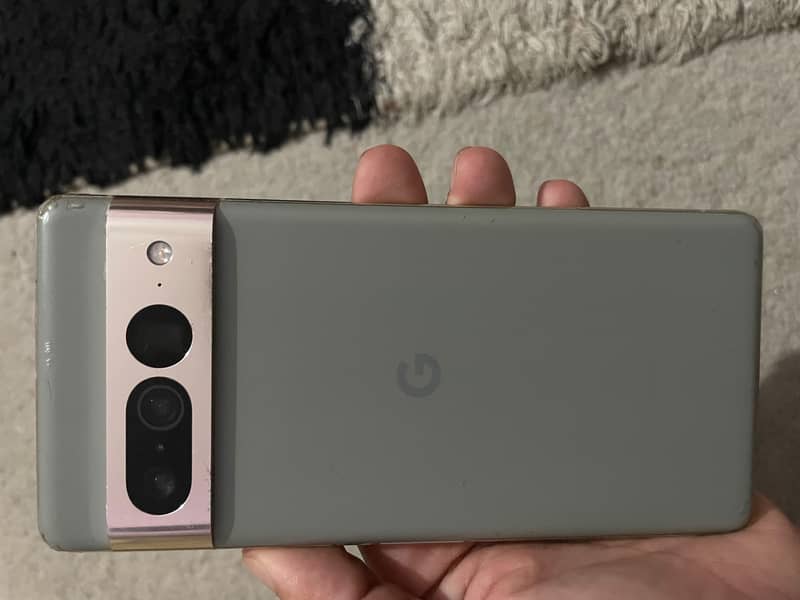 Google Pixel 7 Pro 0
