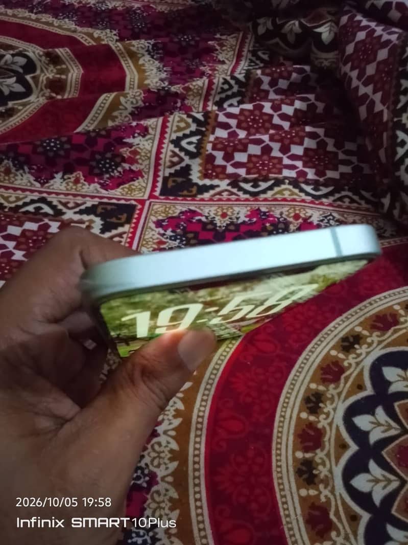 Apple iPhone 12 2