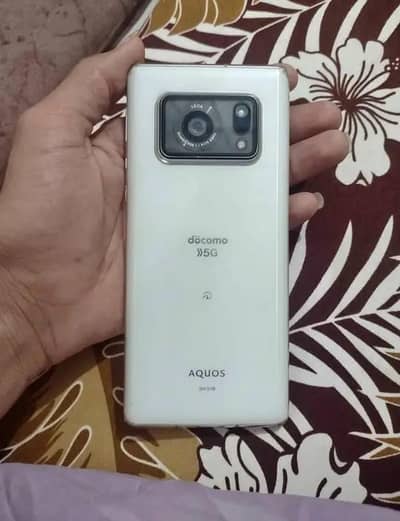 Aquos 5G