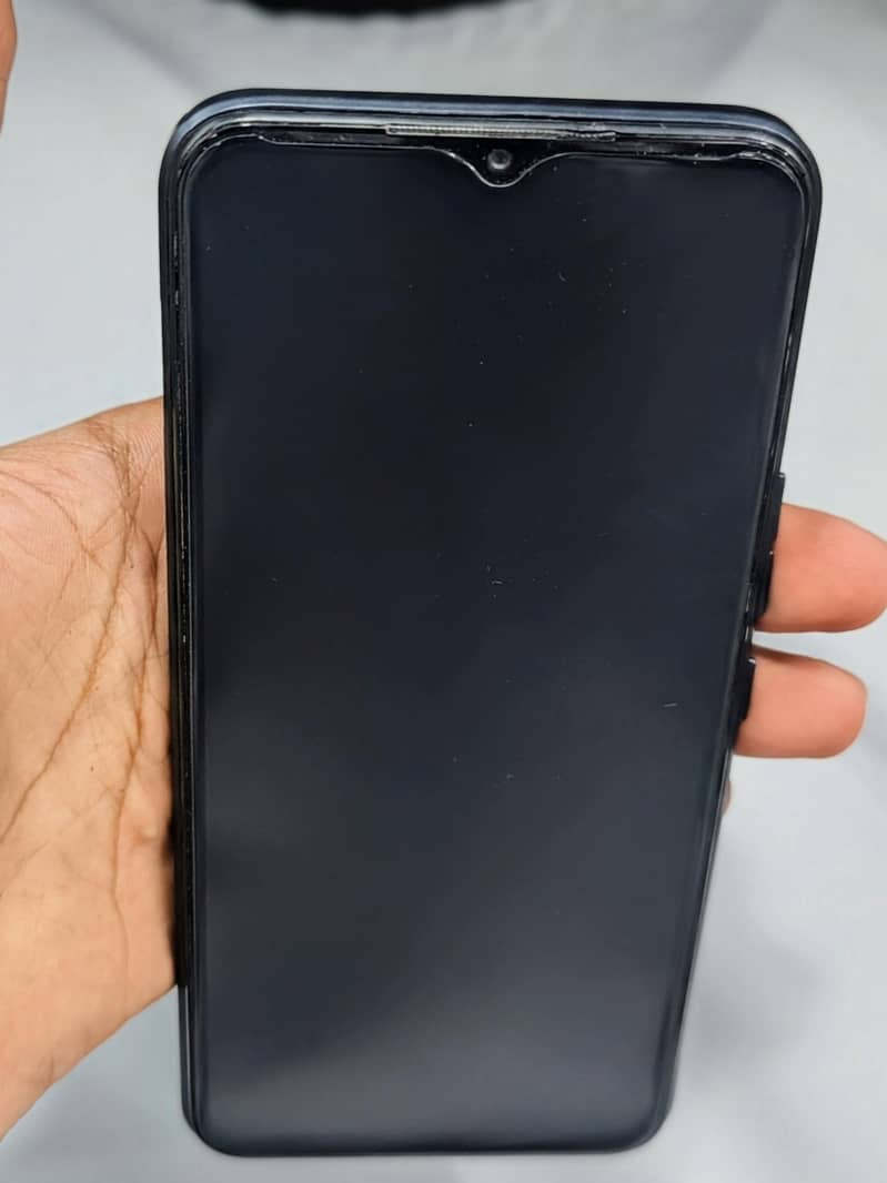 Tecno Spark 8C 2
