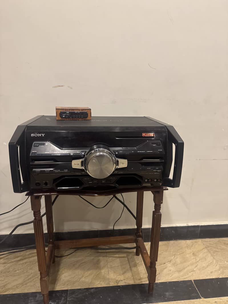 Sony shake 2000 1