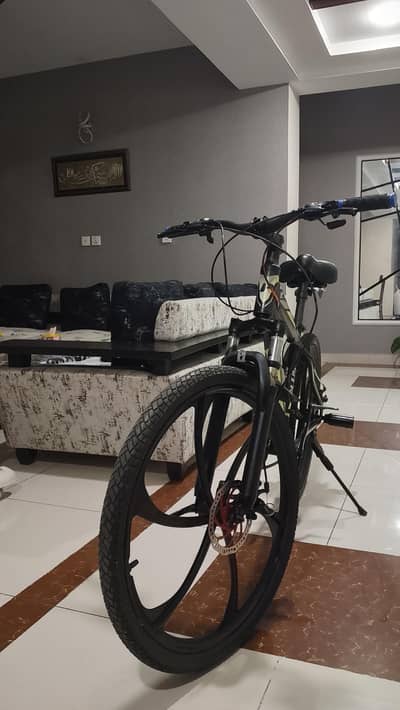 plus 610 black