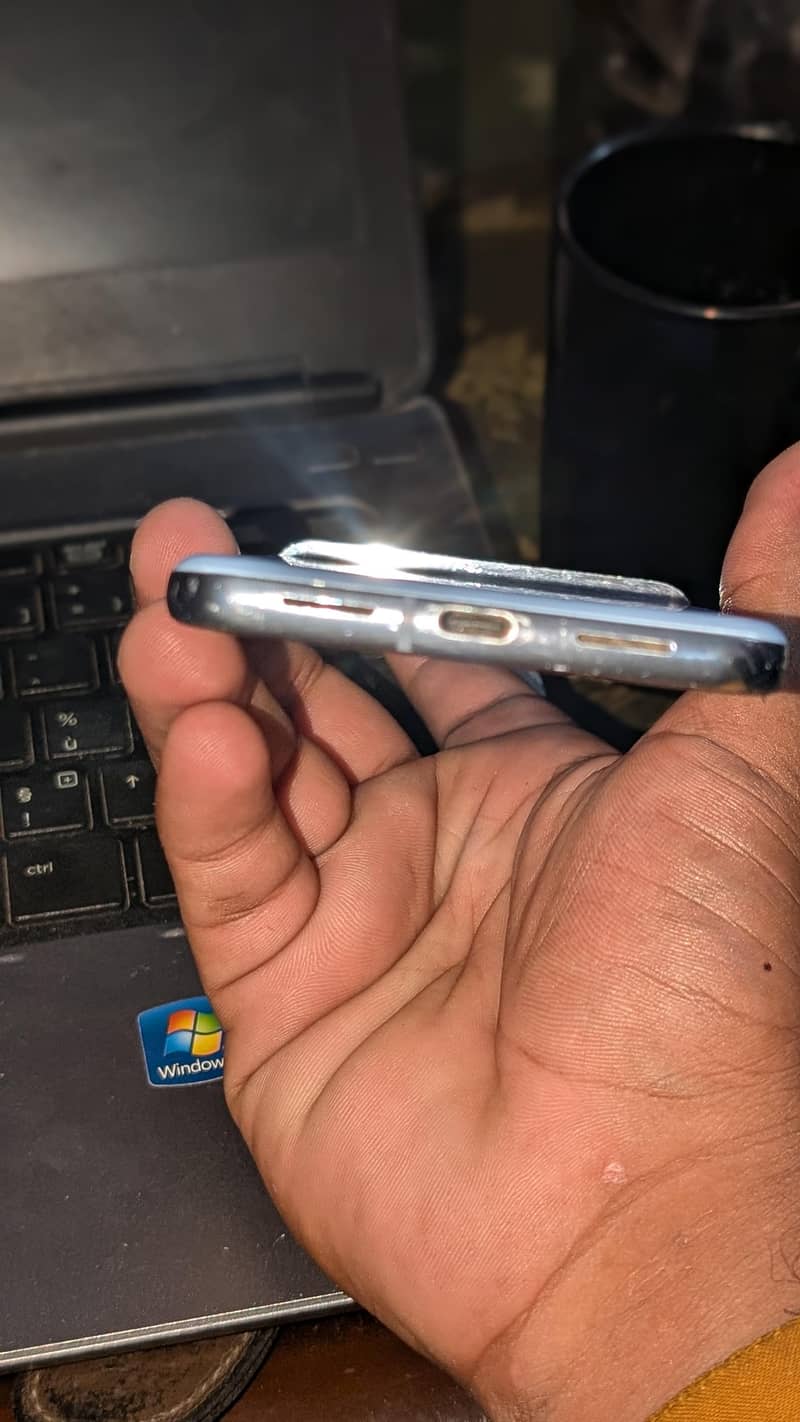 Google Pixel 8 Pro 2