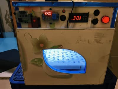 Fully automatic 30 eggs incubator auto turning + auto temperature