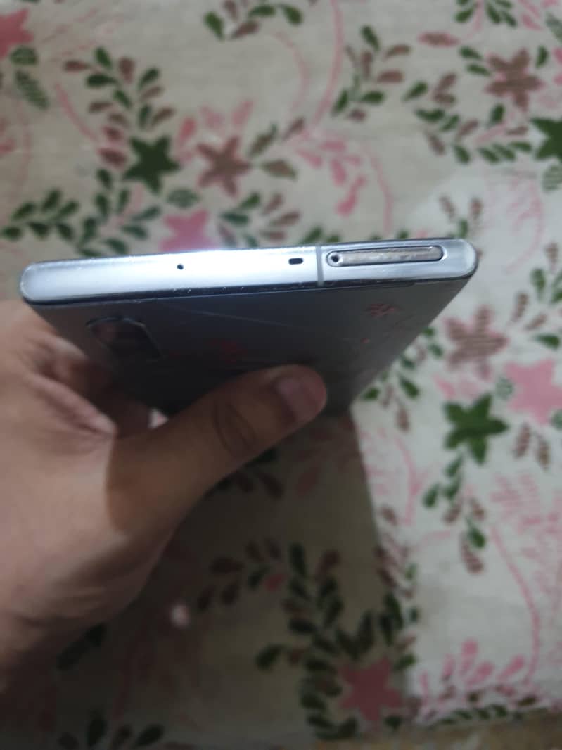 Samsung Mobile Note 10 Plus 3