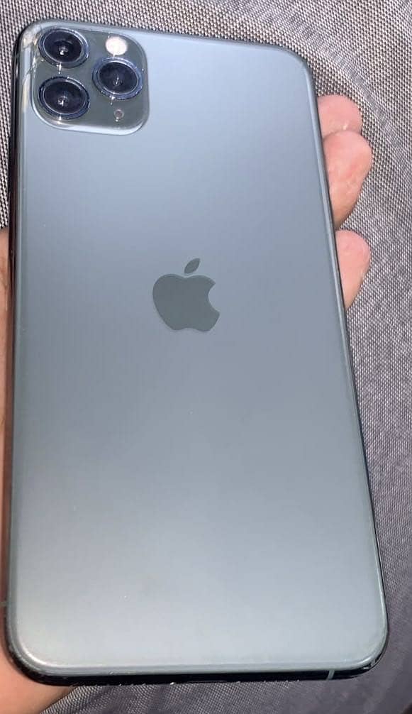 Apple iPhone 11 Pro Max 1