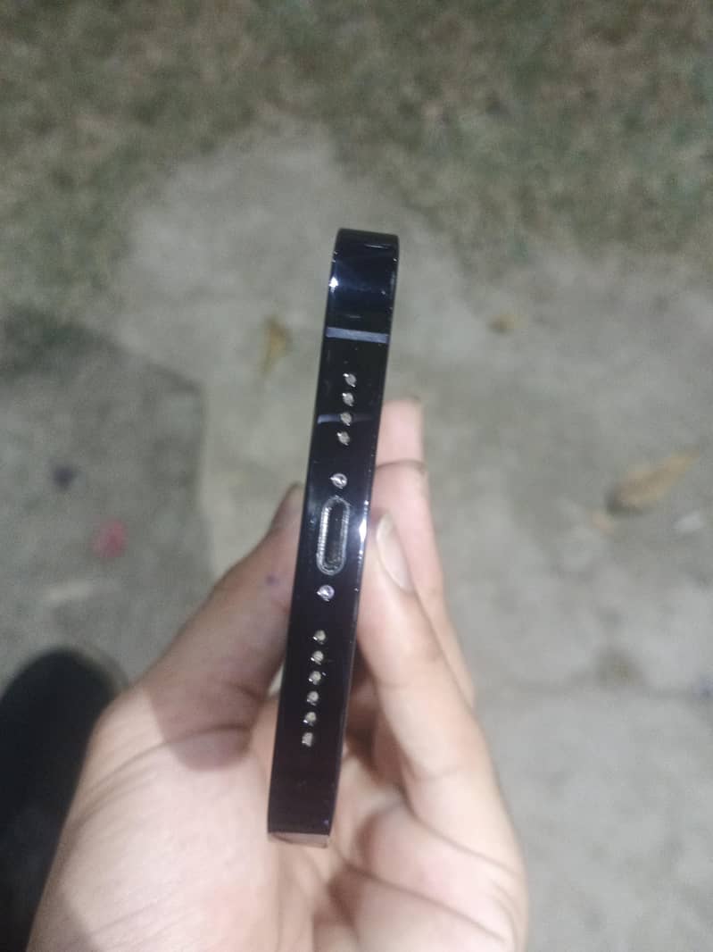 iphone 14 pro max 2