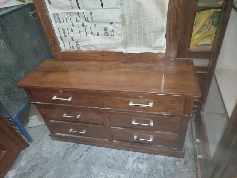 Bed, Side Tables, Dressing 1
