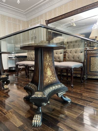 Dinning table