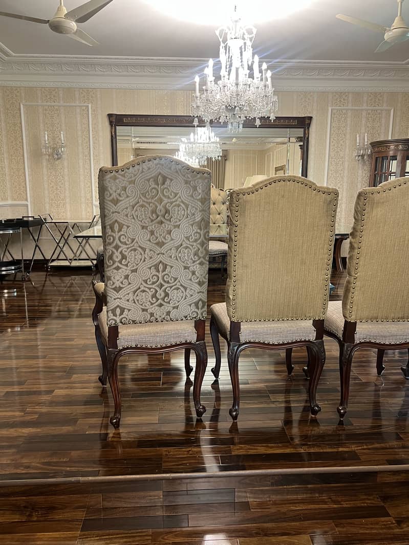 Dinning table 3