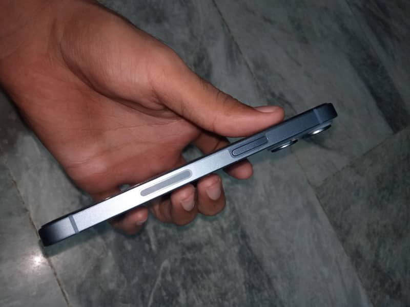 Apple iPhone 14 1