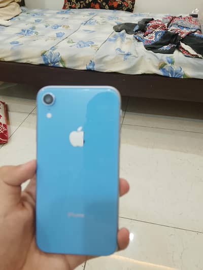 Apple iPhone XR