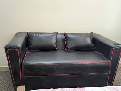 beautiful and comfortable black couch for sale ; excellent condition
