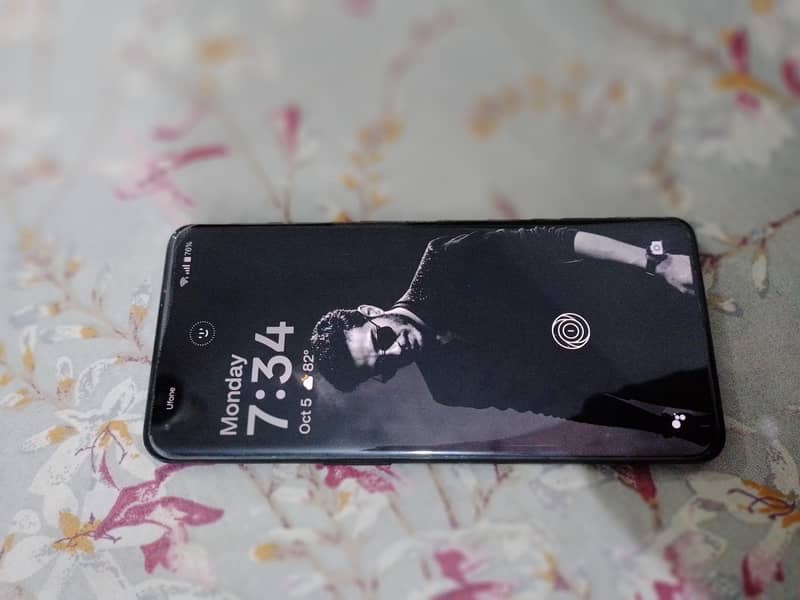 One Plus 10 Pro 7