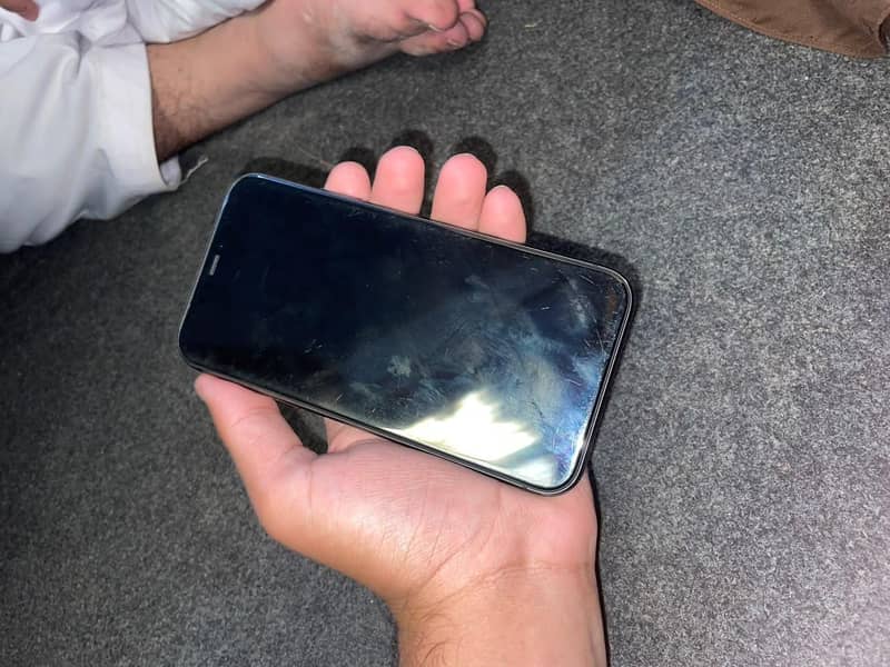 Apple iPhone 11 1