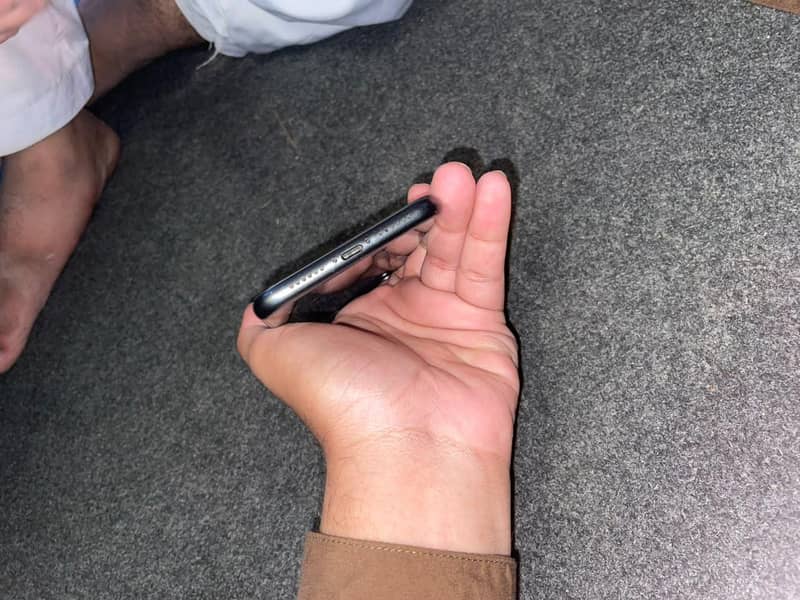 Apple iPhone 11 2