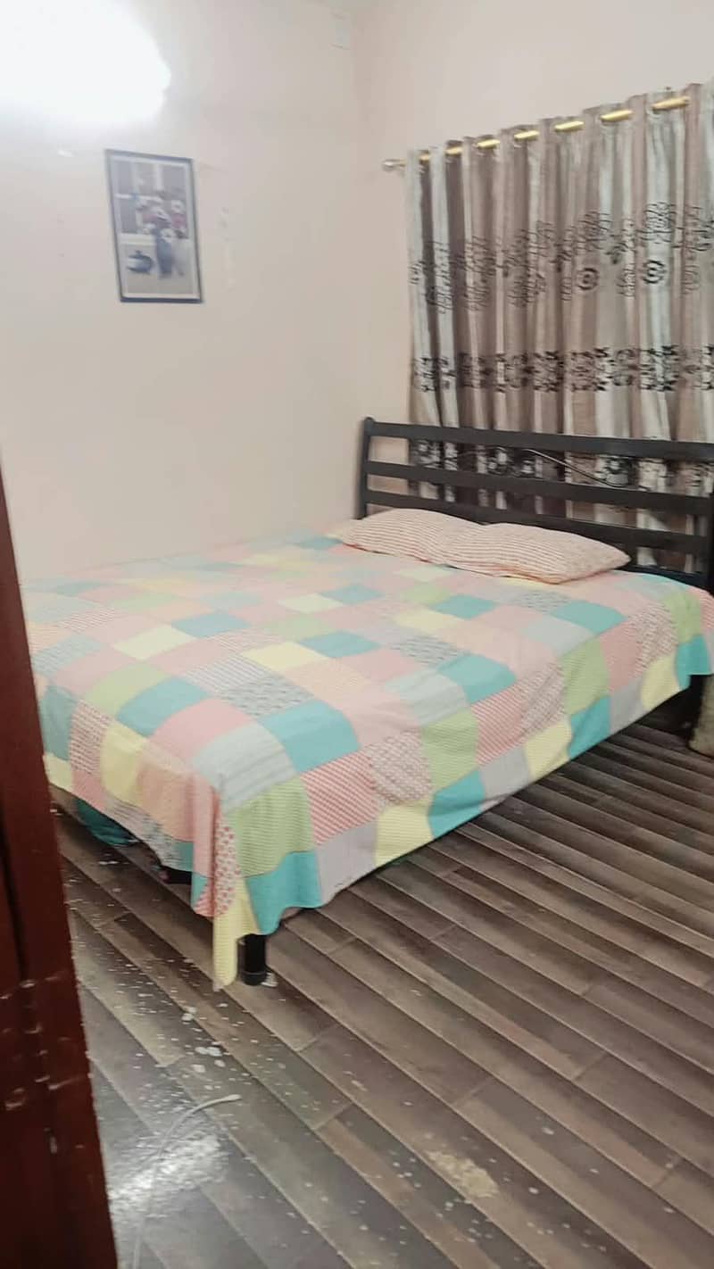 bed and almari 2