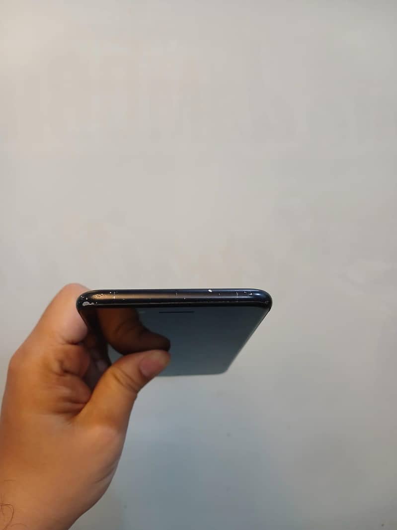 Apple iPhone 7 Plus 4