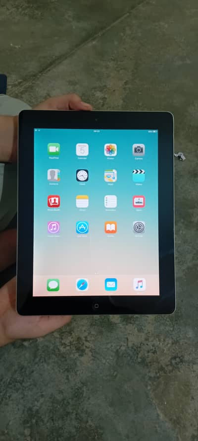 Apple iPad 2 16GB — For Sale