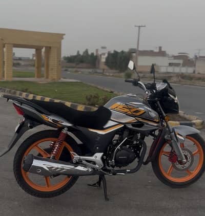 Honda CB 150F Specal Edition
