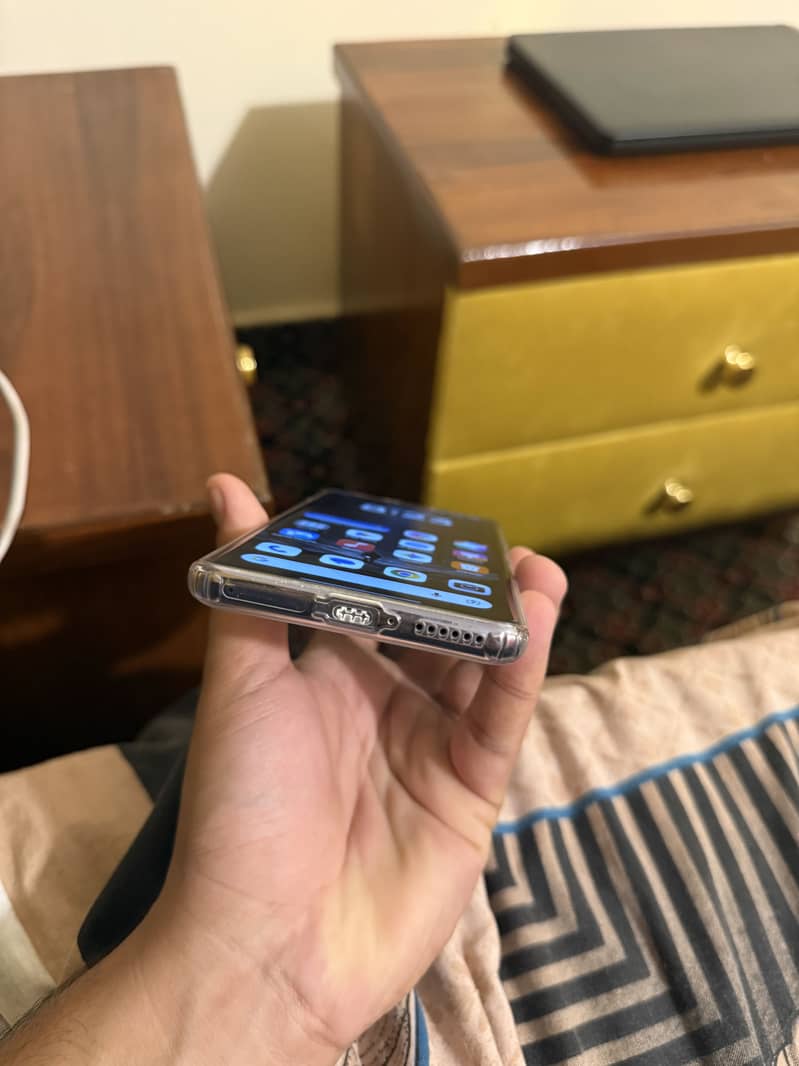 Xiaomi Redmi Note 14 Pro 1