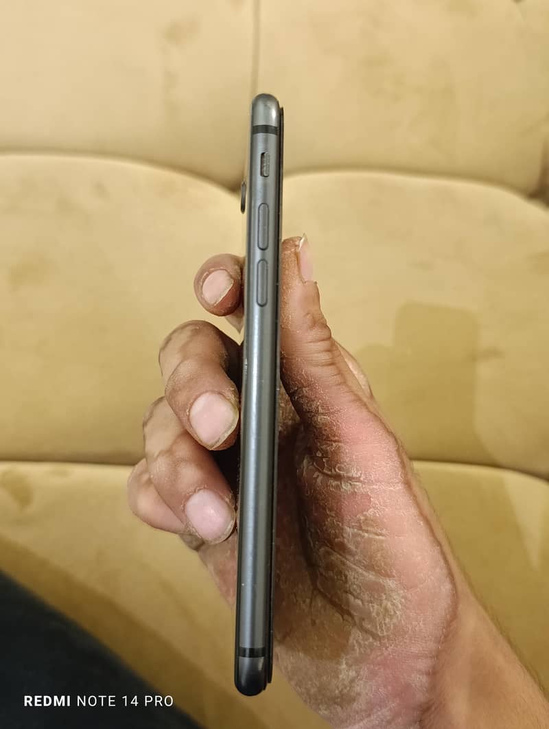 Apple iPhone 8 7