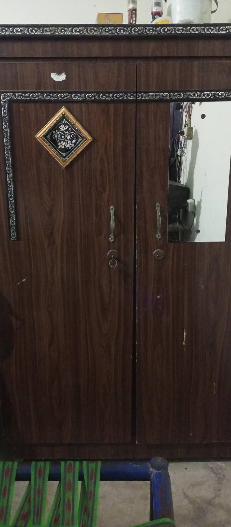 Almari Lamination 0