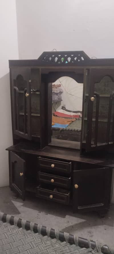 dressing table