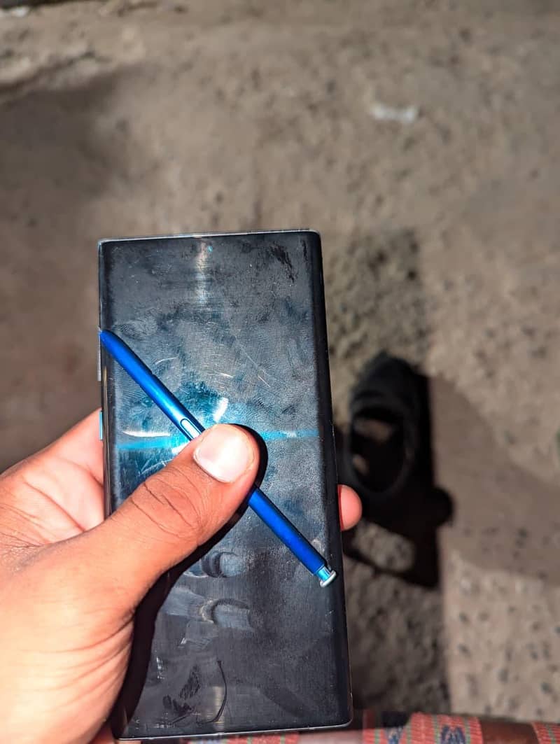 Samsung Note 10 plus 4