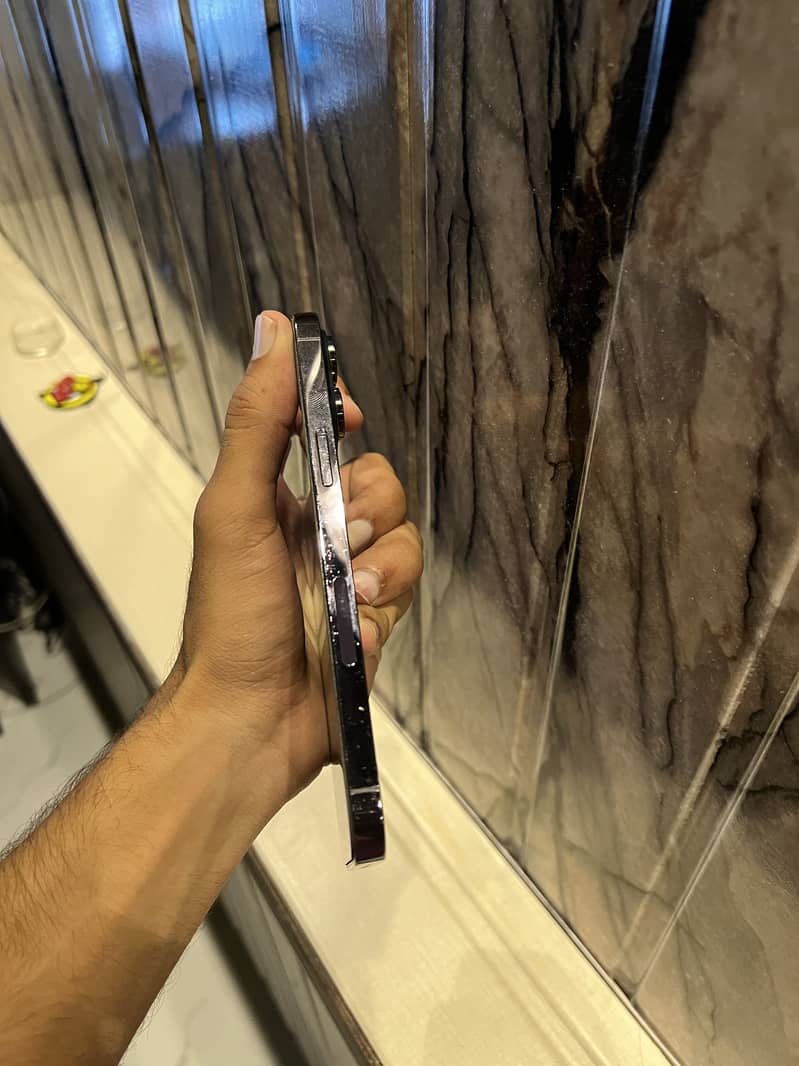 Apple iPhone 14 Pro Max 2