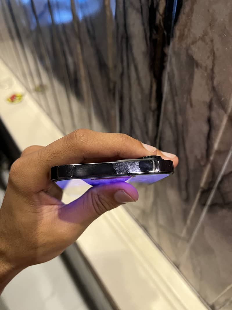 Apple iPhone 14 Pro Max 4