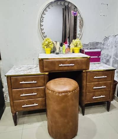 Premium Wooden Dressing Table with Mirror & Stool | Good Condition