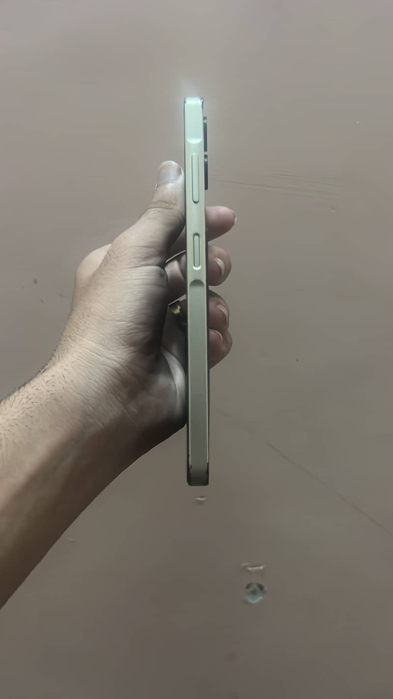 Samsung Mobile A06 1
