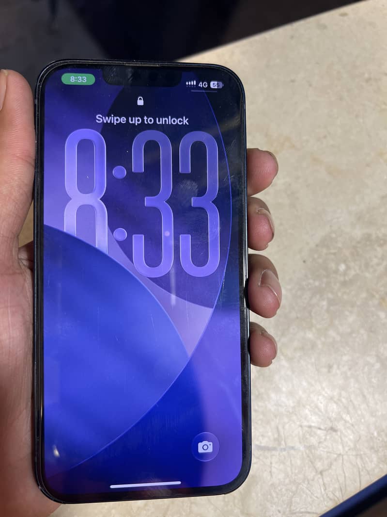 Apple iPhone 13 4