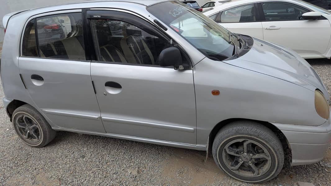 Santro 2004 4