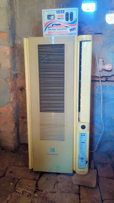 window Ac for sale All okay  Whatsapp number 03083648812