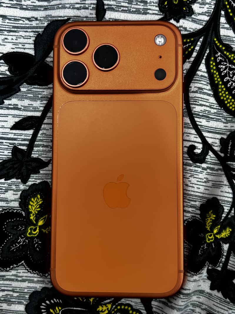 Apple iPhone 17 Pro Max 0