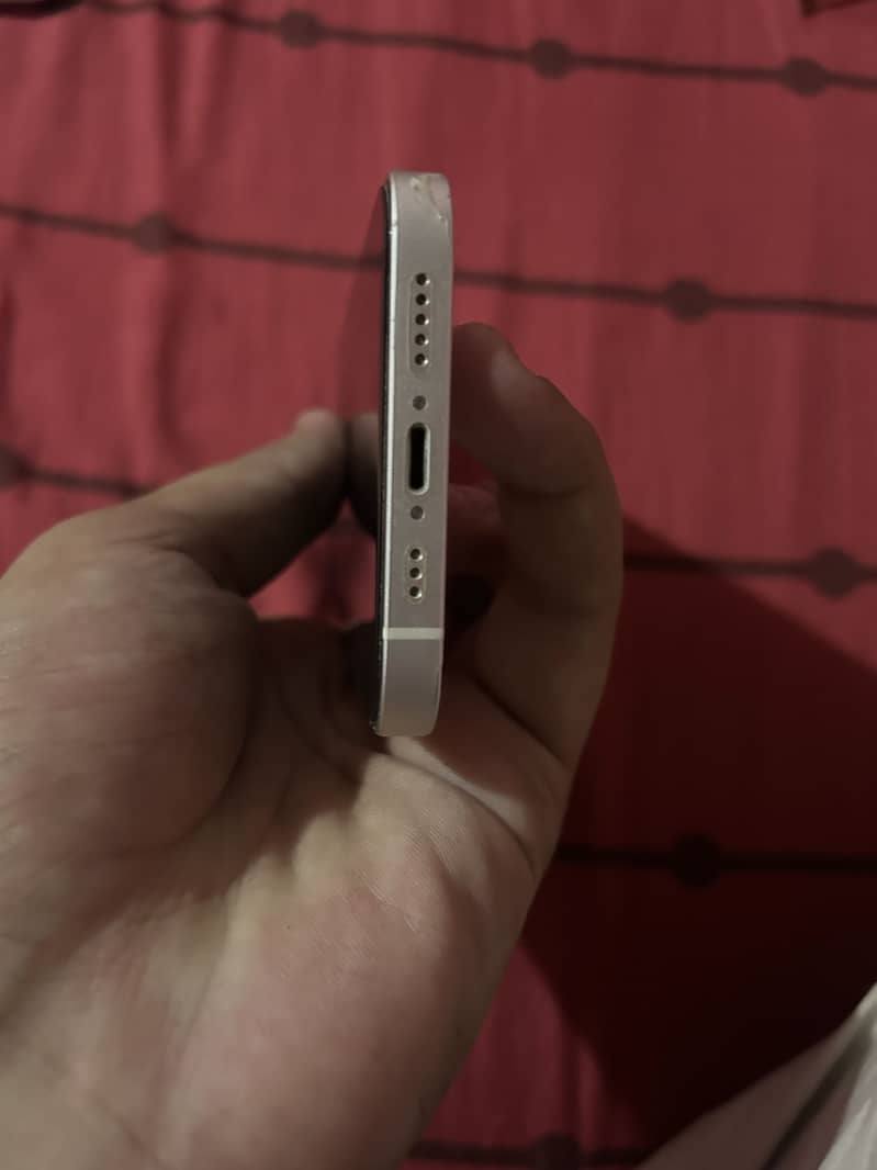 Apple iPhone 12 3