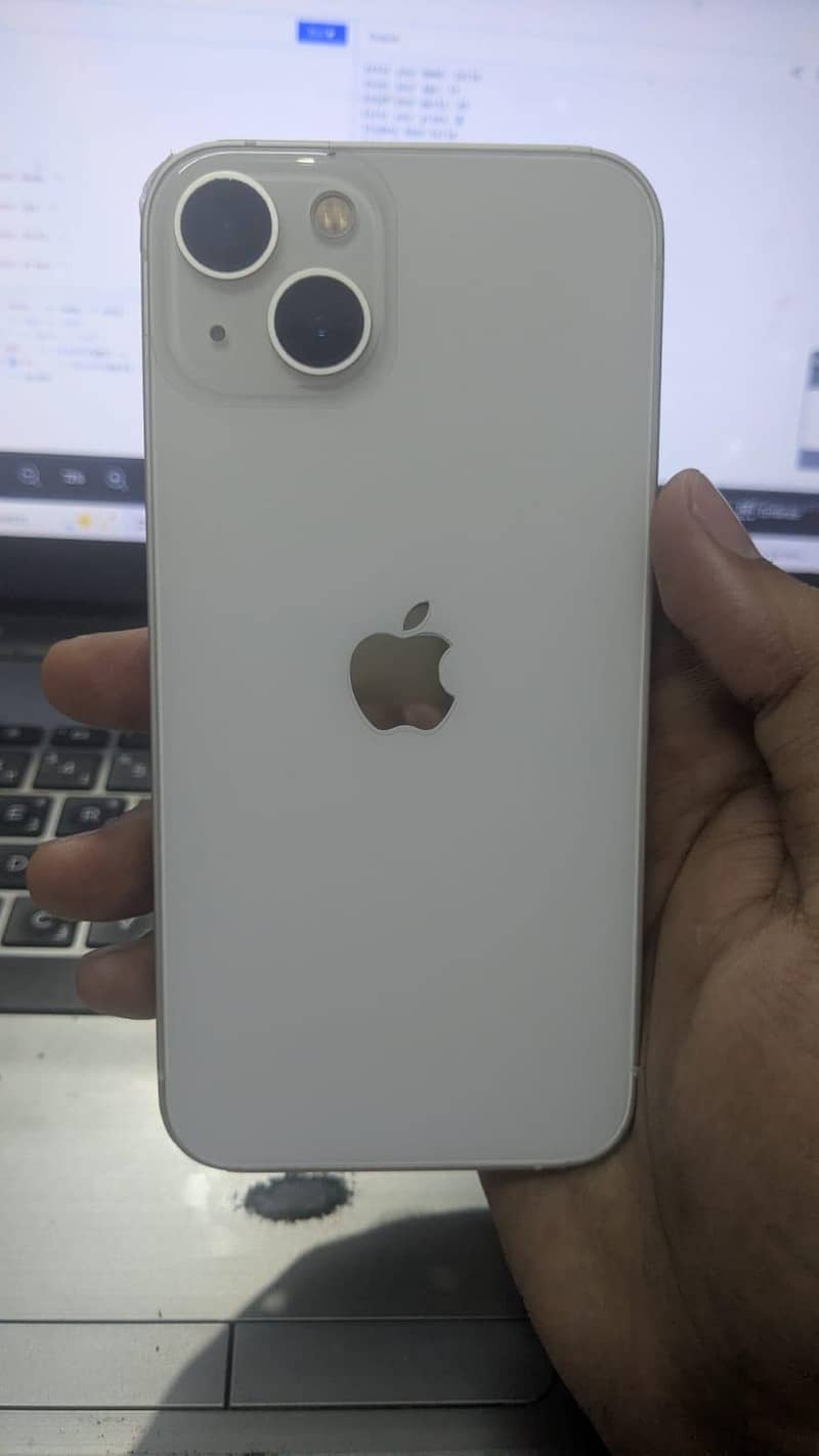 Apple iPhone 13 3