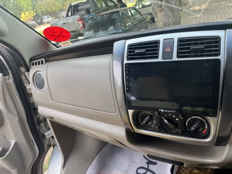 Suzuki APV 2012 18