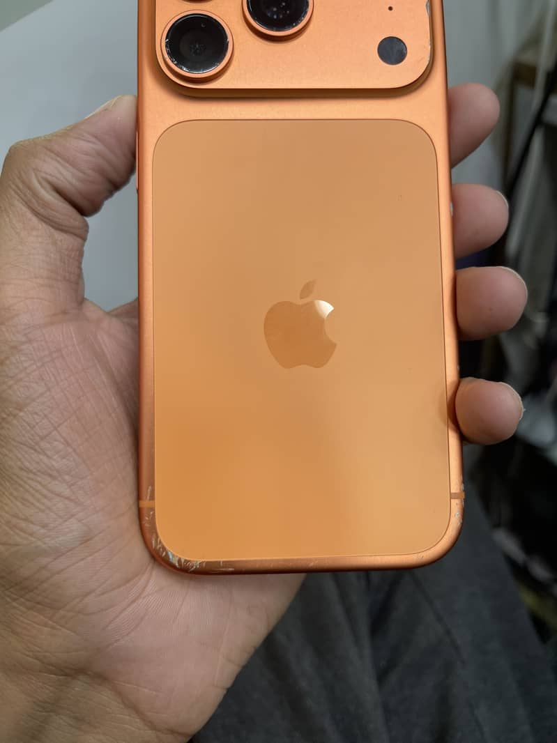 Apple iPhone 17 Pro 1