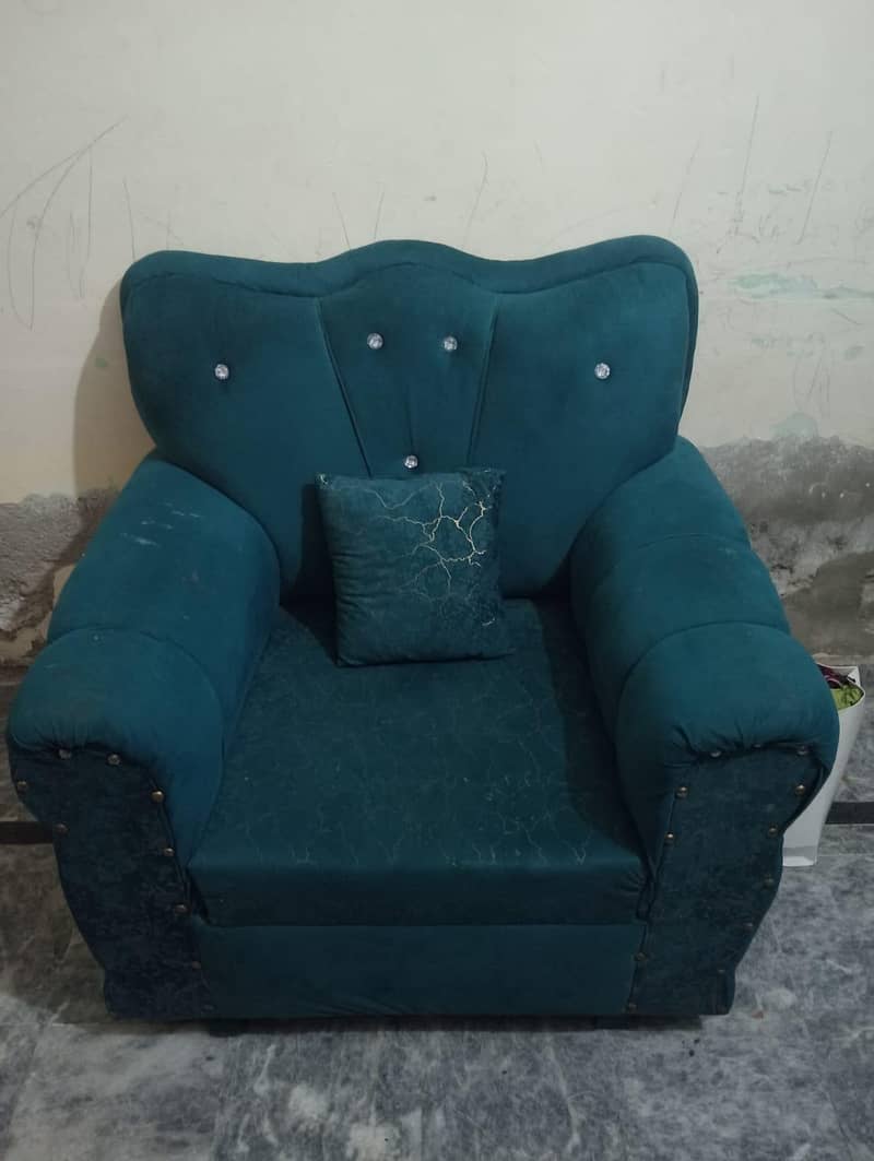 6 seaters sofa 0