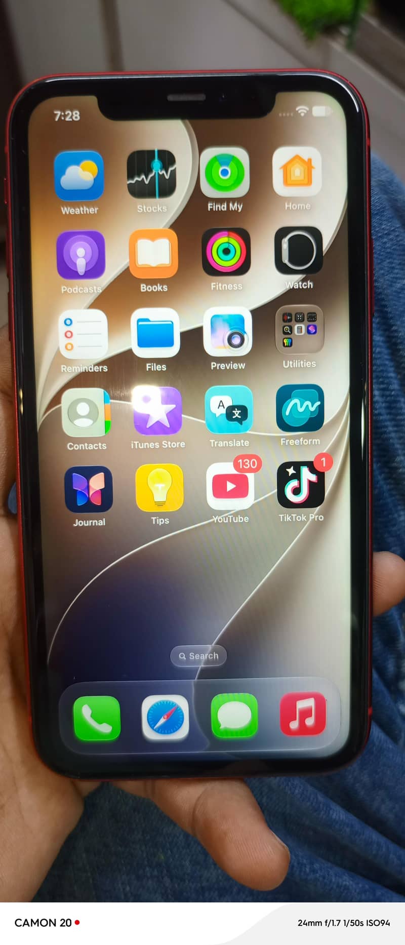 Apple iPhone 11 0