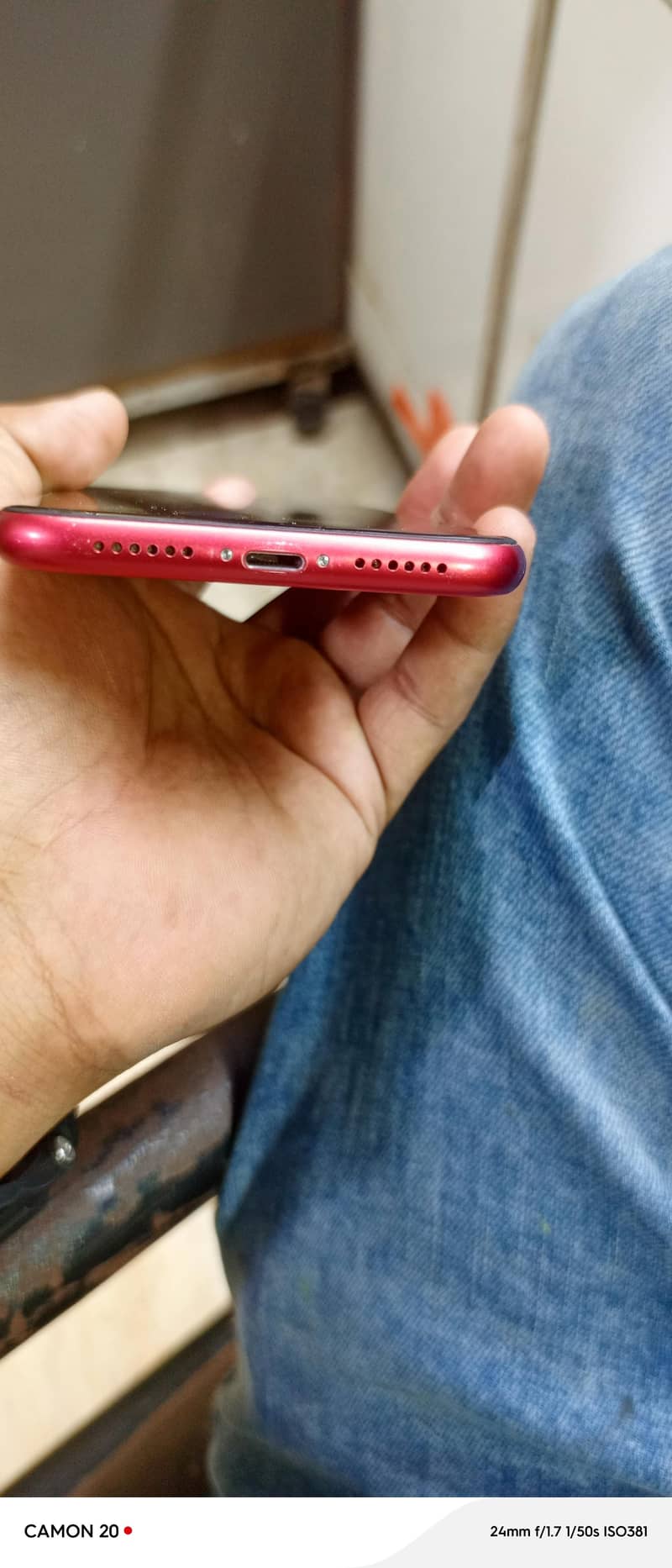 Apple iPhone 11 3
