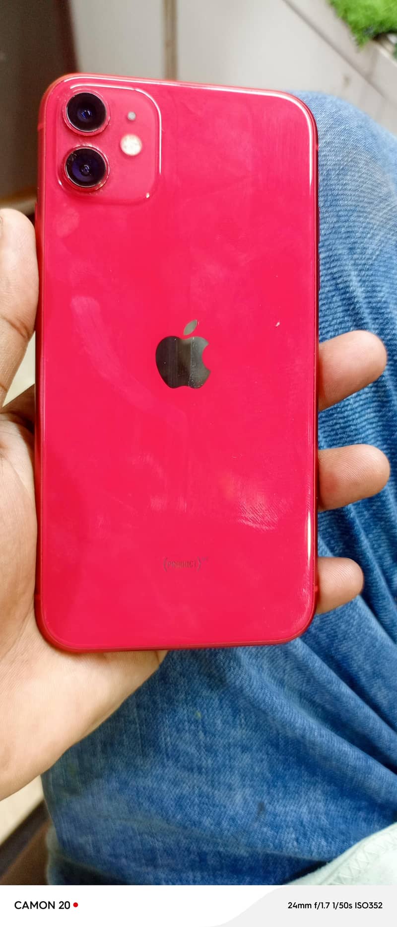 Apple iPhone 11 4