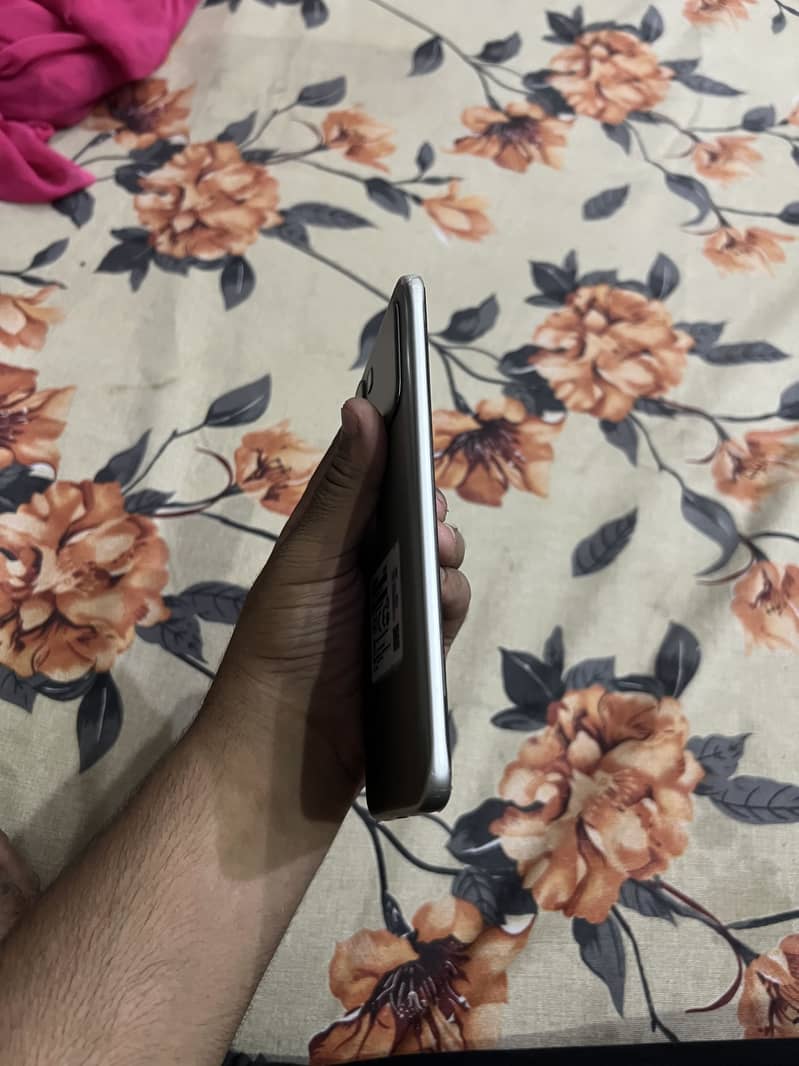 Infinix Note edge 2