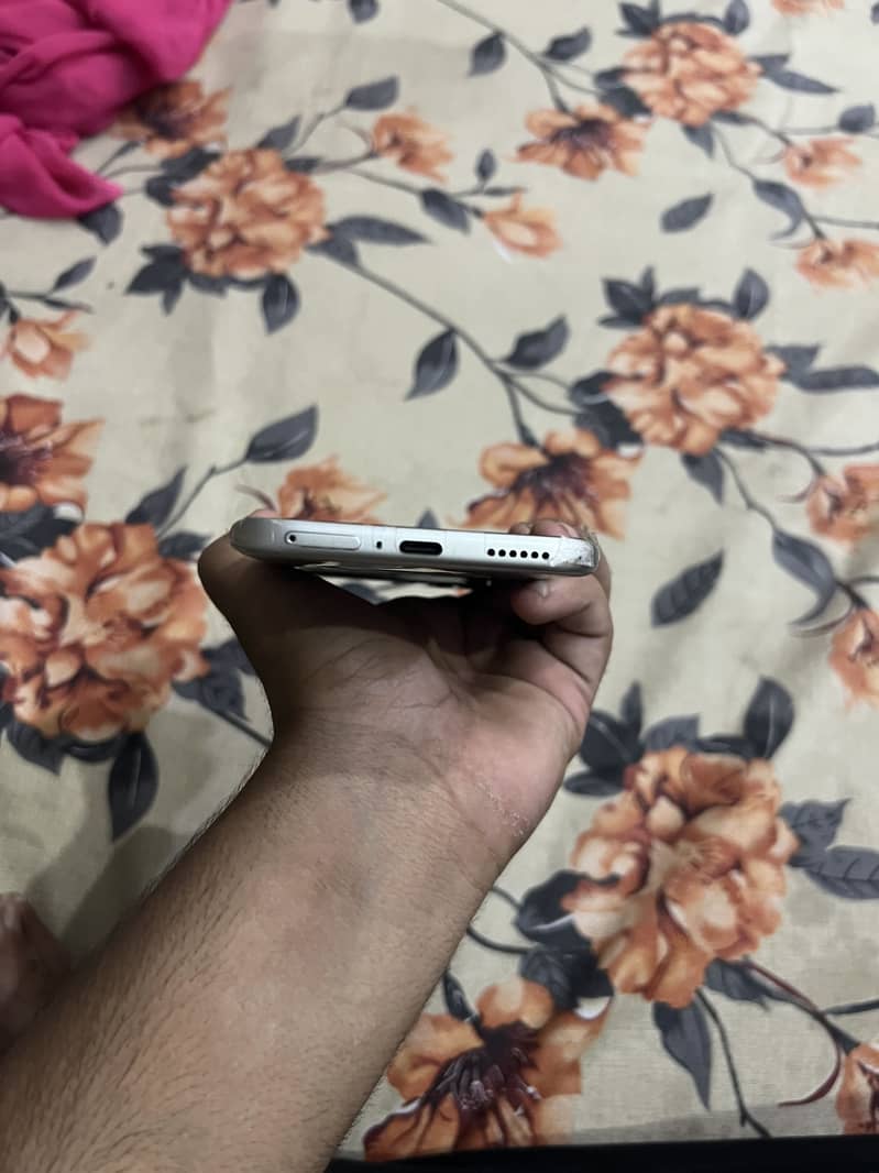 Infinix Note edge 3