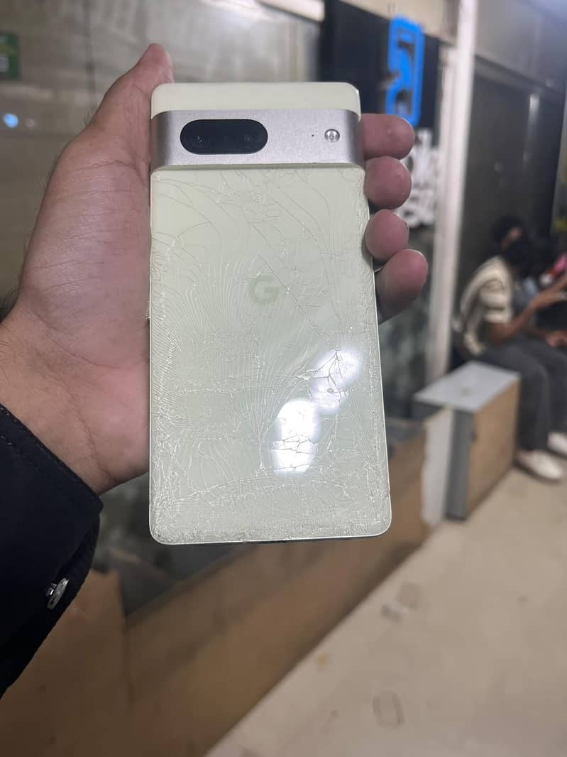 Google Pixel 7 2